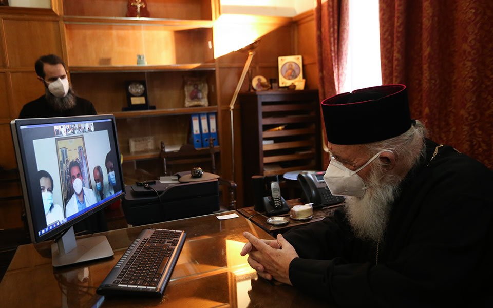 Greek Archbishop thanks doctors, staff in Covid-19 hospitals