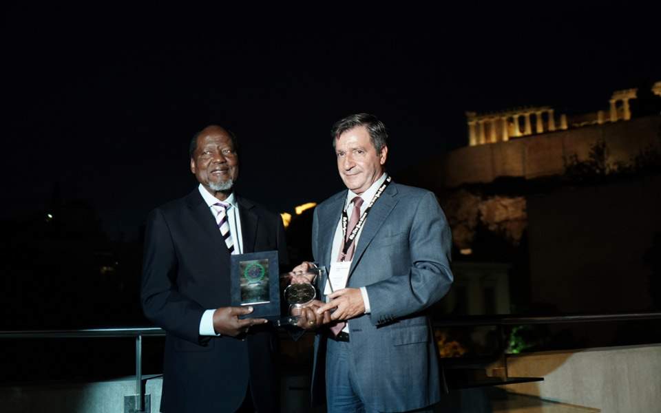 Former president of Mozambique receives Athens Democracy Award