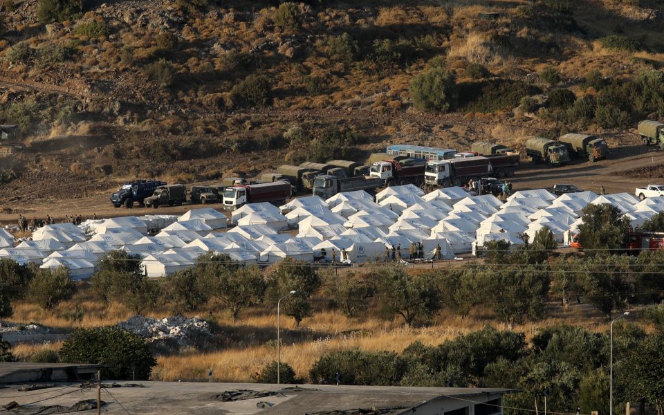 620 refugees and migrants transferred out of Mytilene camp