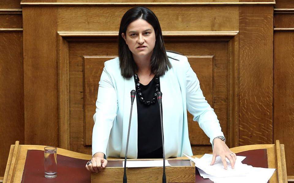 Minister signs decision ending practice of Greek schools recording pupils’ religious faith