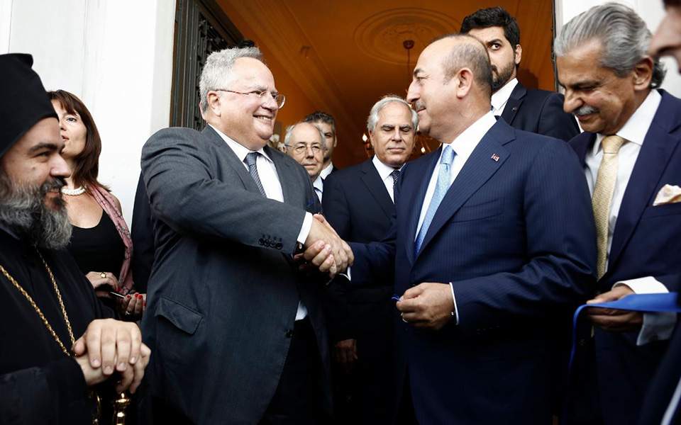Turkey criticizes Greece for granting asylum to servicemen