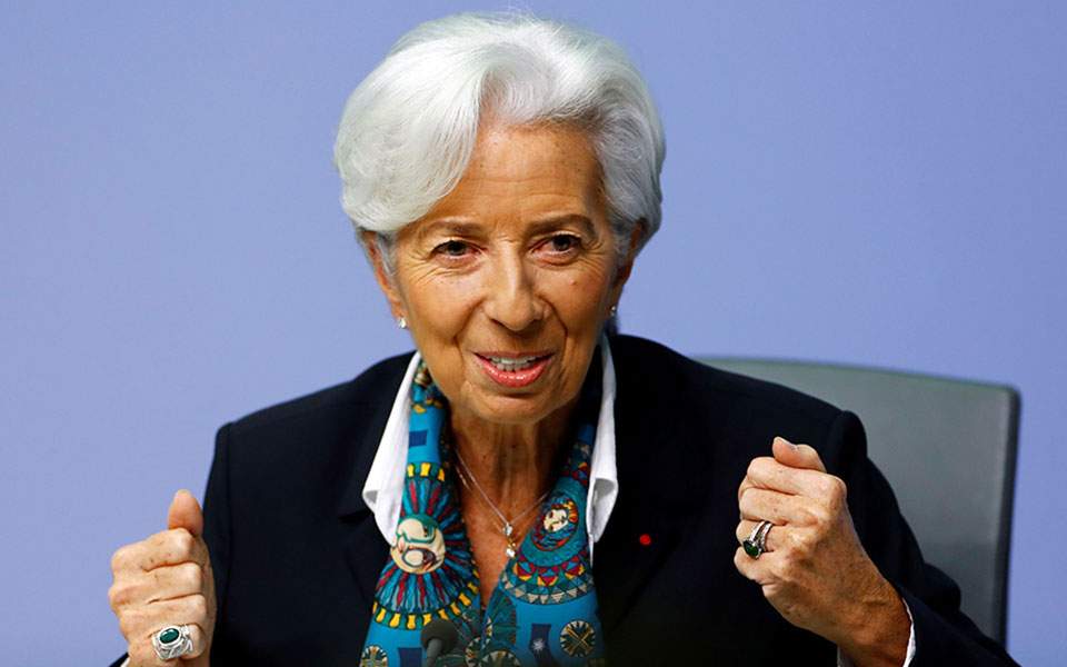 Lagarde: Eurozone banks must build shared deposit insurance system