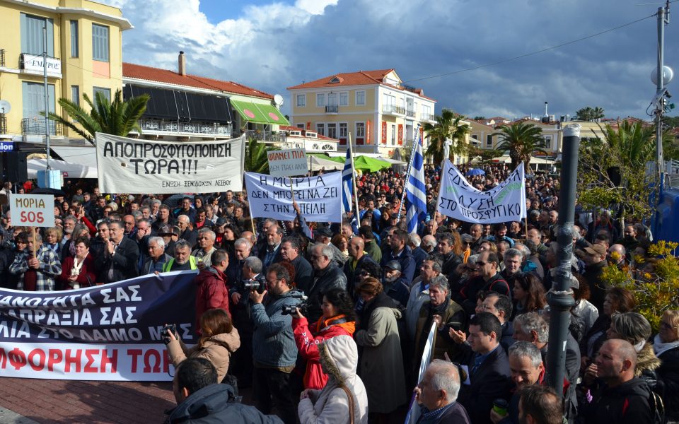 Asylum law seen behind Lesvos tension