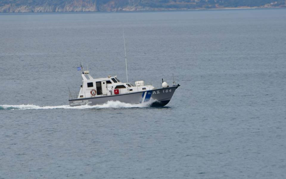 Police, coast guard break large migrant trafficking ring
