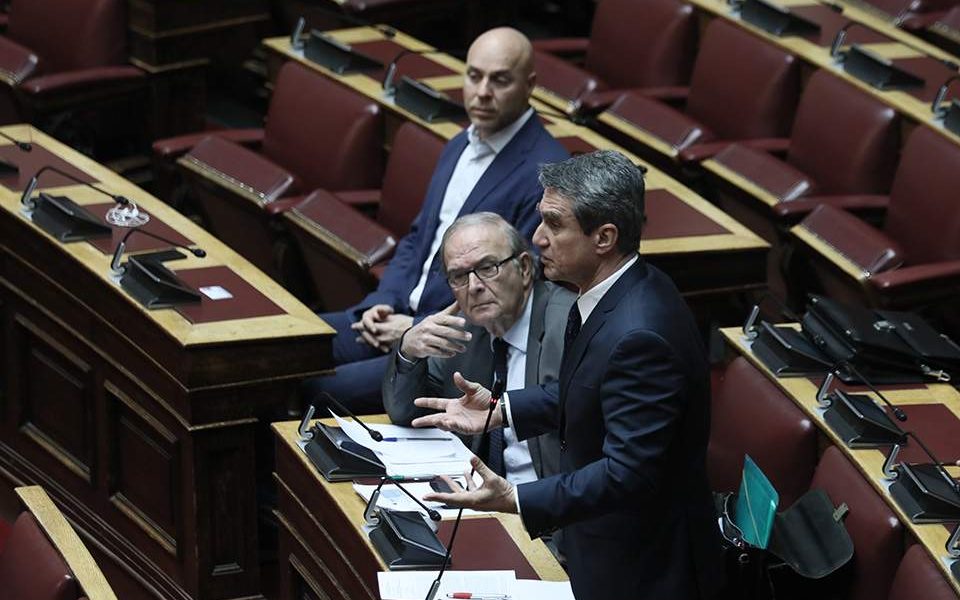 Resignation in Greek human rights body heats up debate in parliament