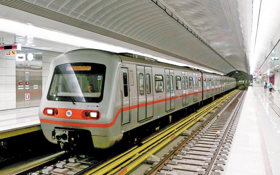 Athens Metro Line 4 on track