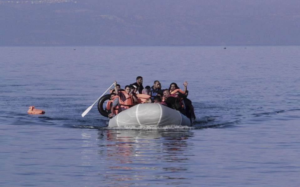 Boat with 53 Iraqis, Syrians runs aground in northern Greece