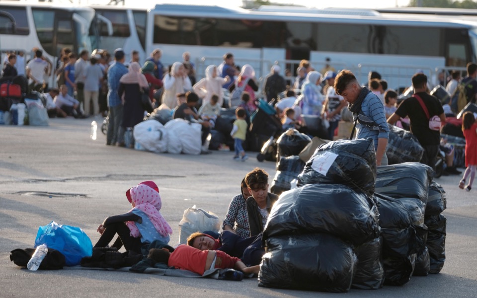 As hundreds of migrants relocated to mainland, more land on Lesvos