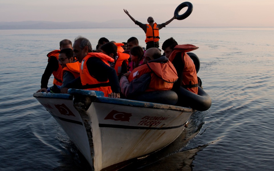After summit deal, EU considers flying refugees from Turkey