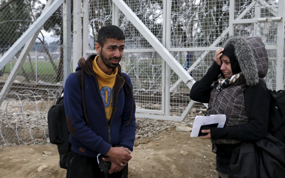 Anguish on Greece-FYROM border as Skopje tightens refugee controls