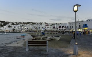Minas redefines public space living on Myconos