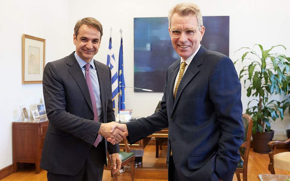 US ambassador on Novartis: There is no FBI investigation into Greek politicians