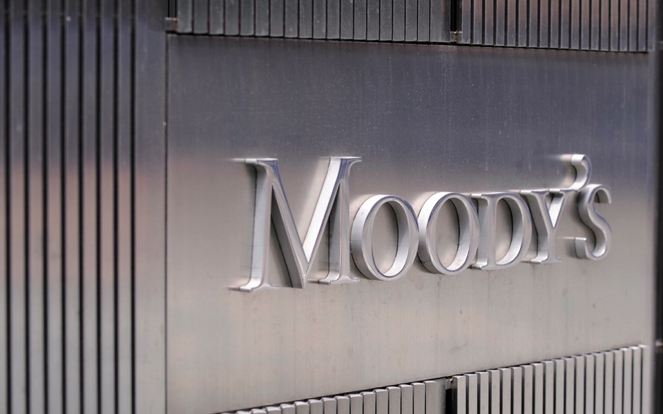 Moody’s downgrades Greece to Caa3
