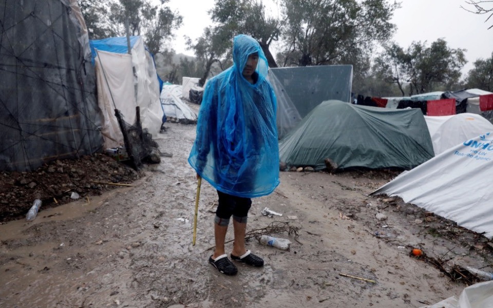 Greece urged to evacuate migrant camps