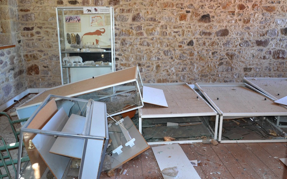 Cost of Lesvos quake keeps growing as days go by