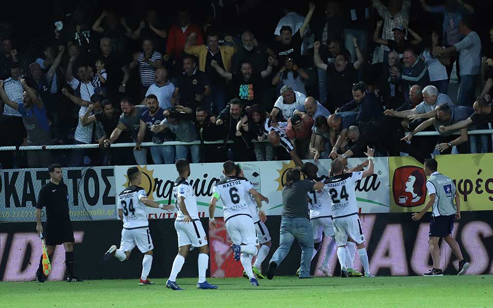 Last-gasp goal spears OFI relegation in Cretan derby