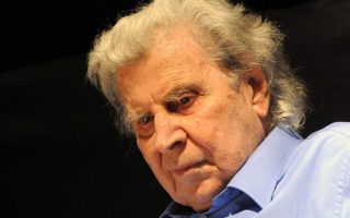 Composer Theodorakis recovering in hospital after heart problems