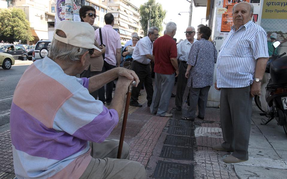 Greece’s population shrinking, aging