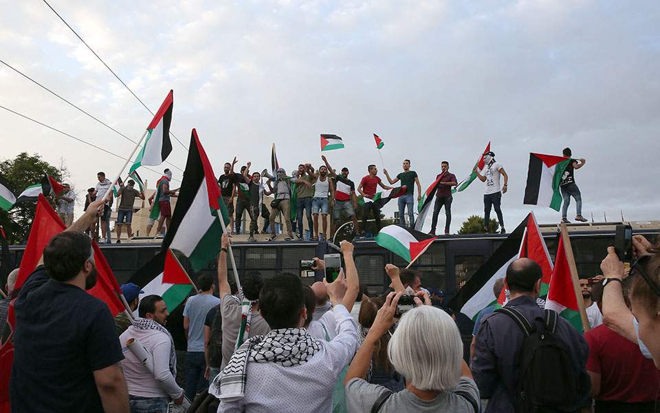 Protesters in march for Gaza pelt stones at Israeli embassy