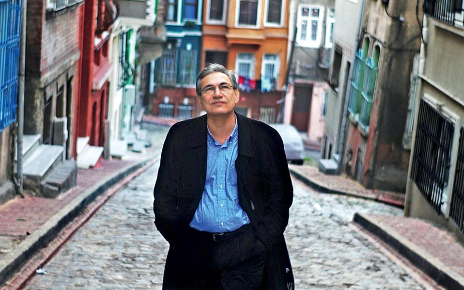 Pamuk to be awarded honorary doctorate by University of Crete