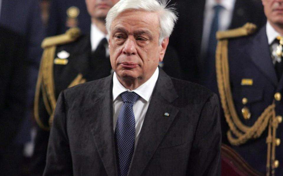 Pavlopoulos: Detention of Greek soldiers ‘unacceptable and undemocratic’