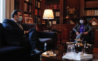 Pierrakakis meets US Commerce Secretary in Athens