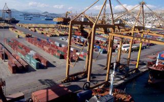 Tender for rail link of Piraeus with central Europe