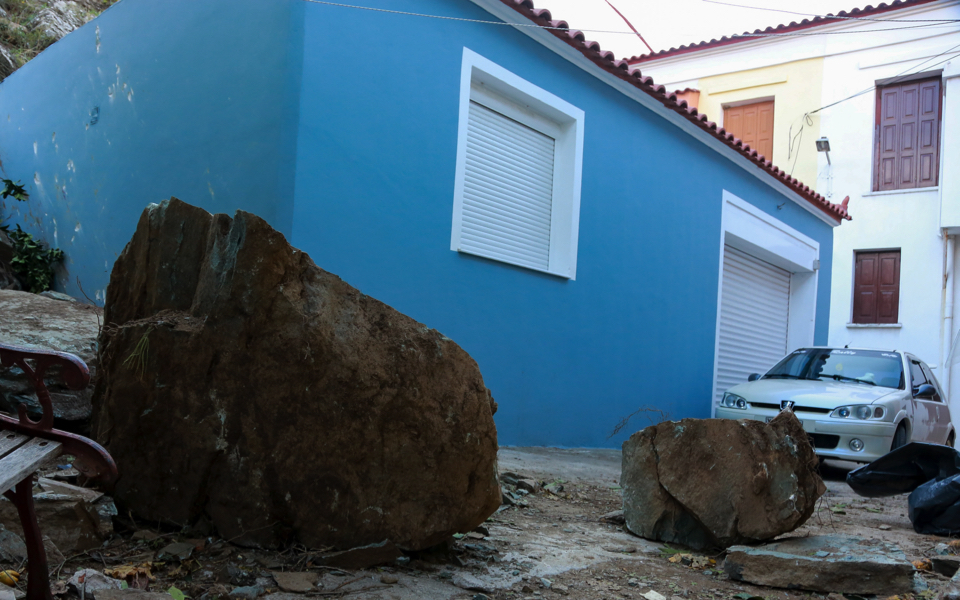 Residents flee homes after Lesvos landslides