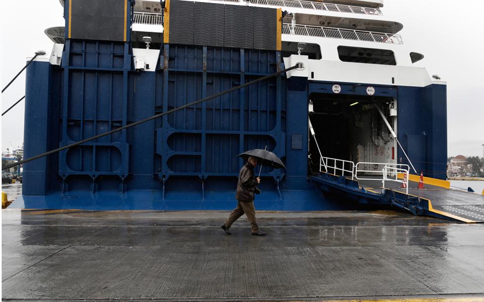 Greek seamen to stage fresh 24-hour strike