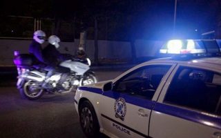 Two injured in ax attack in Kallithea