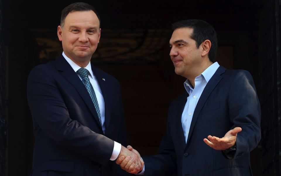 Tsipras welcomes Polish President