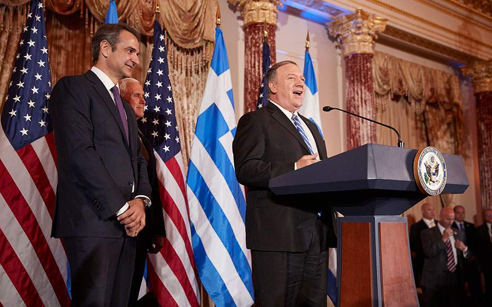 Pompeo confirms to Kathimerini US diplomatic initiative to ease Greece-Turkey tension