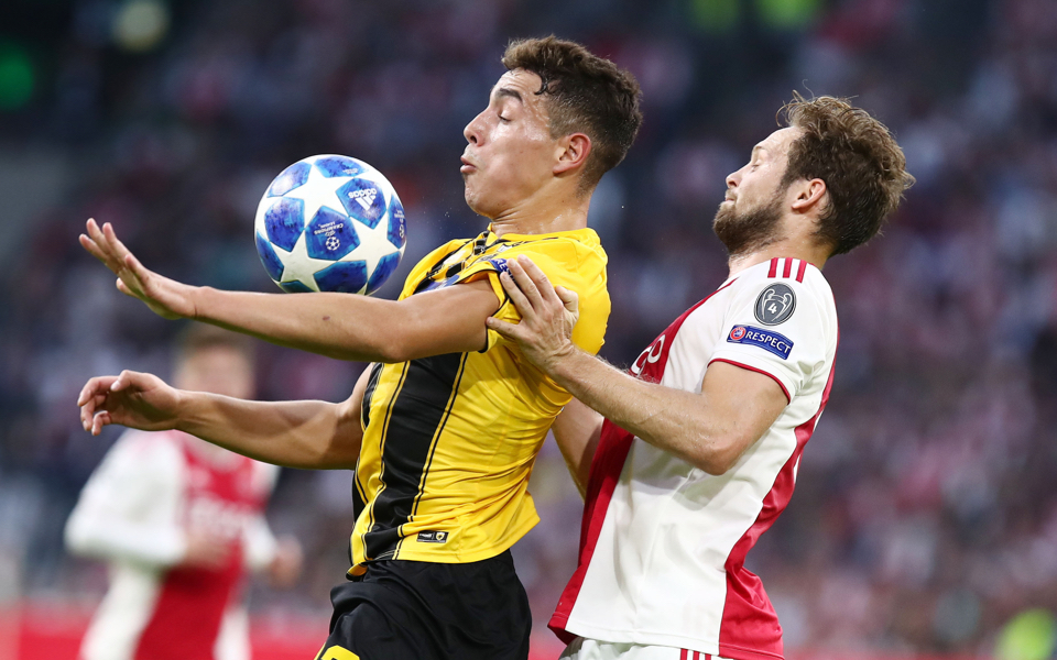 AEK crumbles in second half at Amsterdam