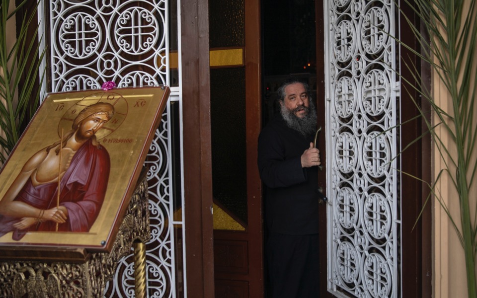 Lockdown weighs heavily on Orthodox Christians during Easter