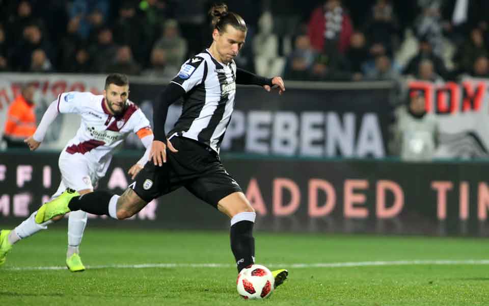 PAOK is winter champion as Reds draw at Xanthi