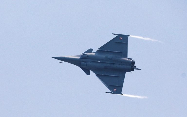 Bill on Rafale fighter jets to be submitted to Parliament Tuesday