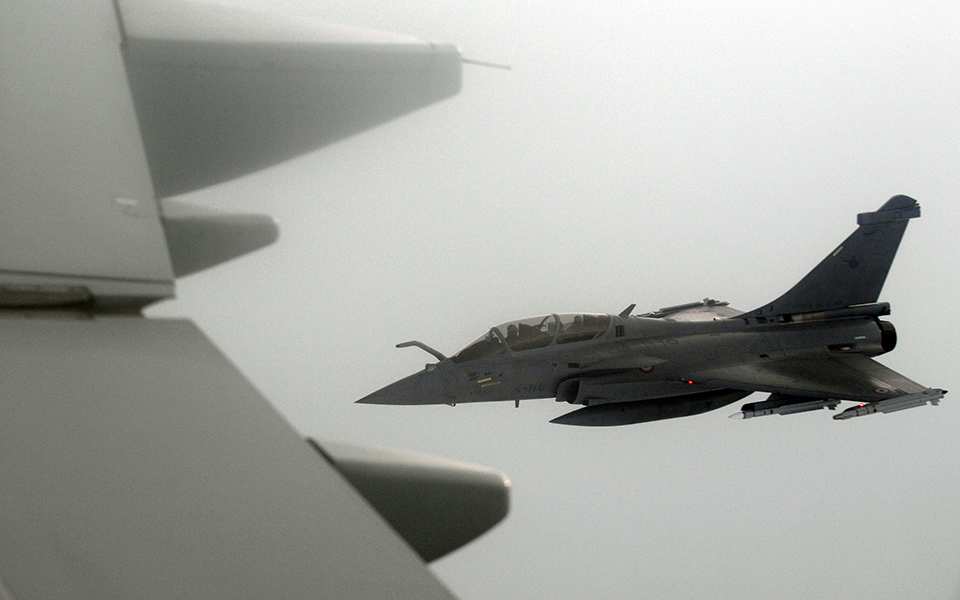 Greece to pay 2.3 bln euros for 18 French Rafale fighter jets