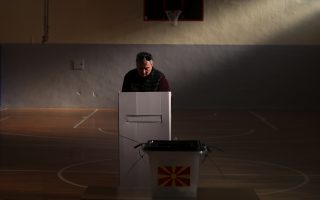 Turnout for FYROM’s name change vote is low