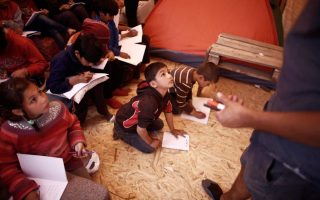 Ministry to reveal progress of school plan for refugees