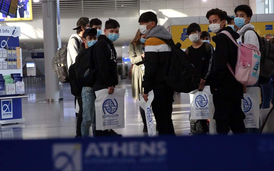 Athens to propose transfer of migrants to Ankara