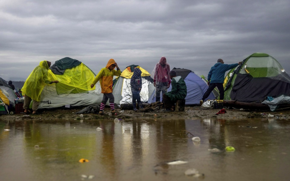 Conditions at Idomeni camp worsen by the day