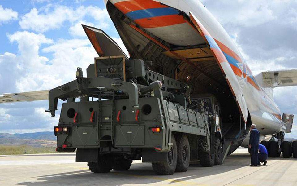 Turkish soldiers start training on Russian S-400 system