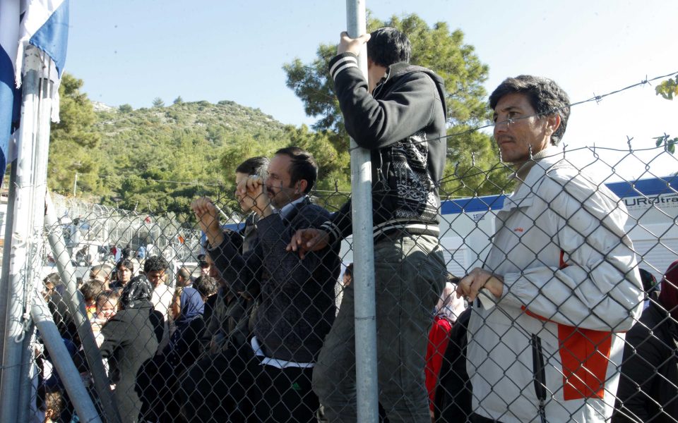 Tensions on Samos after clashes between residents, migrants