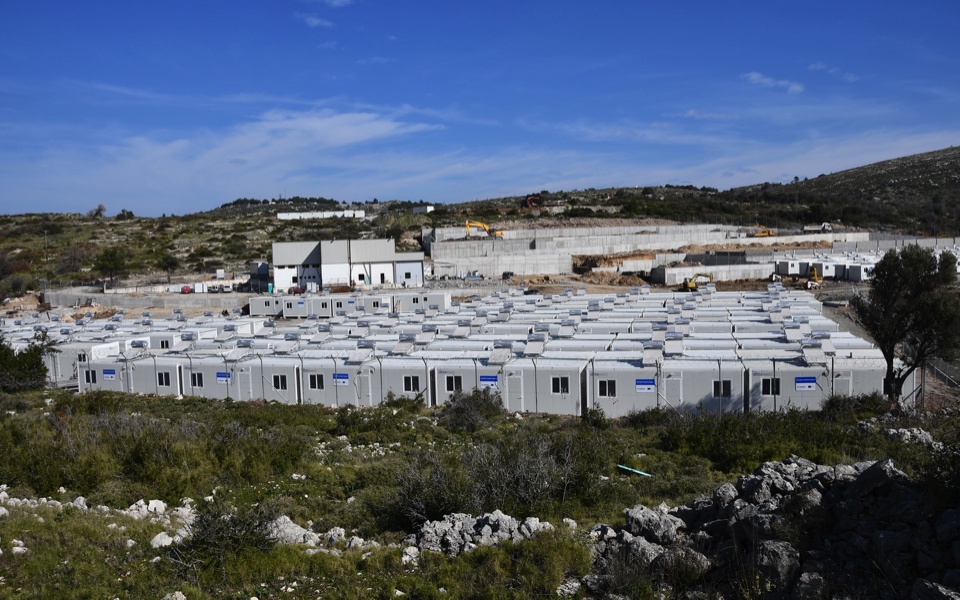 New migrant camp under construction on Samos