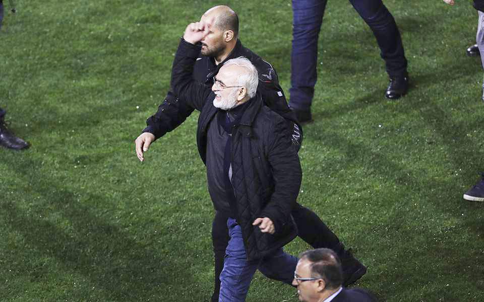 Soccer league suspended as police seek gun-carrying PAOK boss