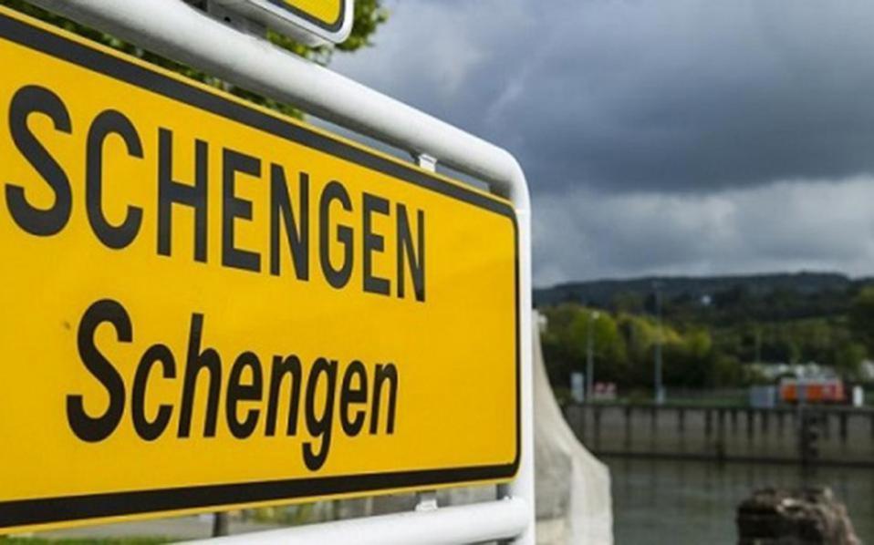Abandoning Schengen could cost 18 bln euros a year, EU estimates