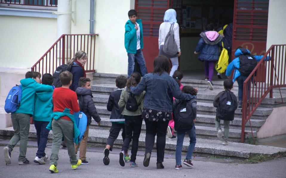 Refugee children attend first day of school in Rafina