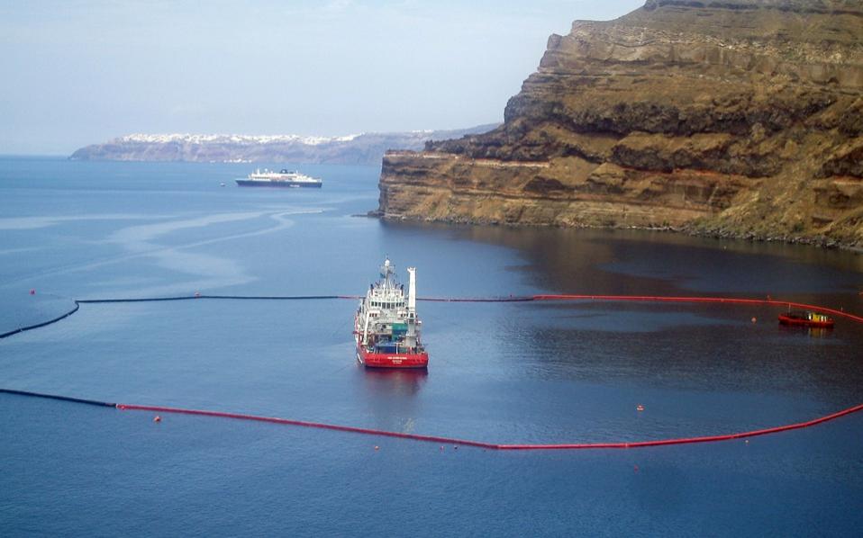 Court imposes fine over ship still lying on Santorini seabed