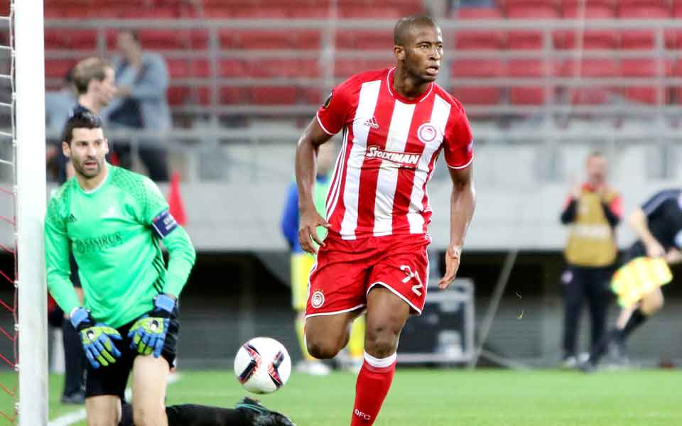 Easy win for Olympiakos, while Panathinaikos squanders lead