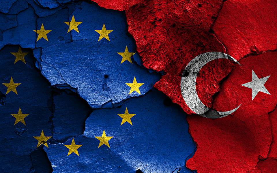 Turkey, EU to hold talks amid standoff over migrants